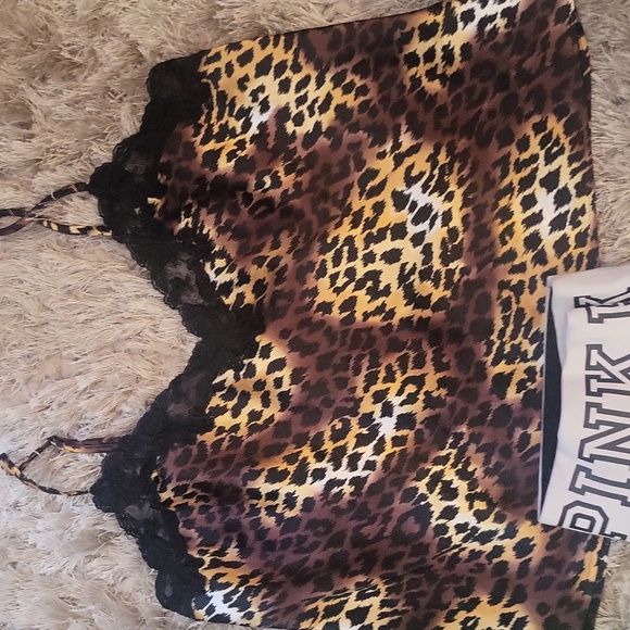 Victoria's Secret PINK Clothing and Accessories Set - Picture 7 of 8